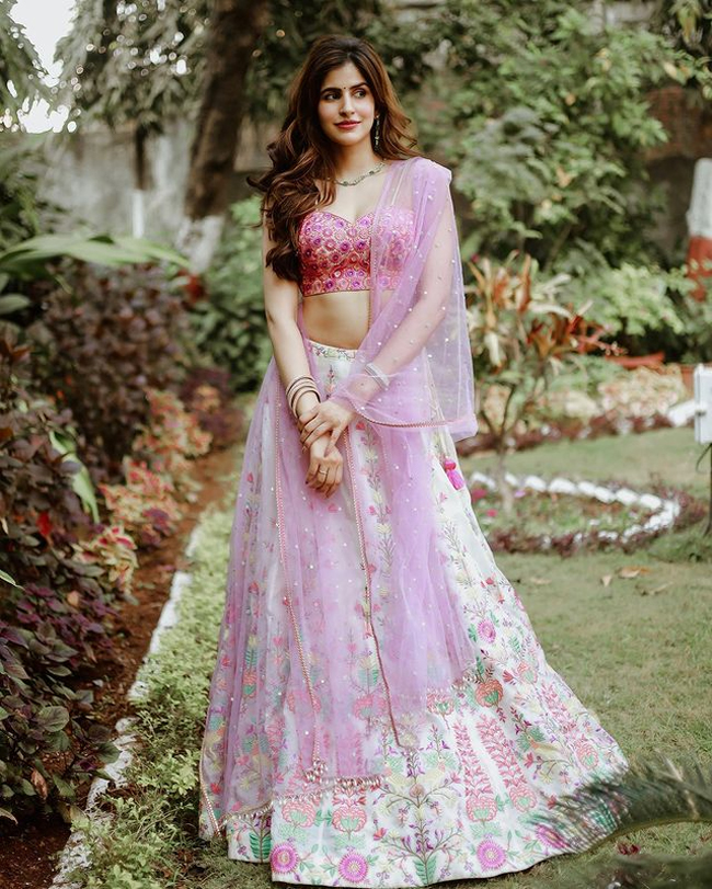 Staggering Looks Of Sakshi Malik In Ethnic Dress